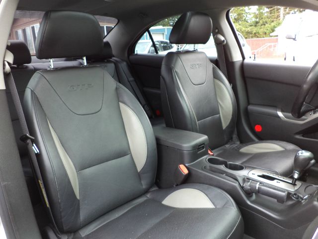 2006 Pontiac G6 4dr Quad Cab WB 4WD SLT