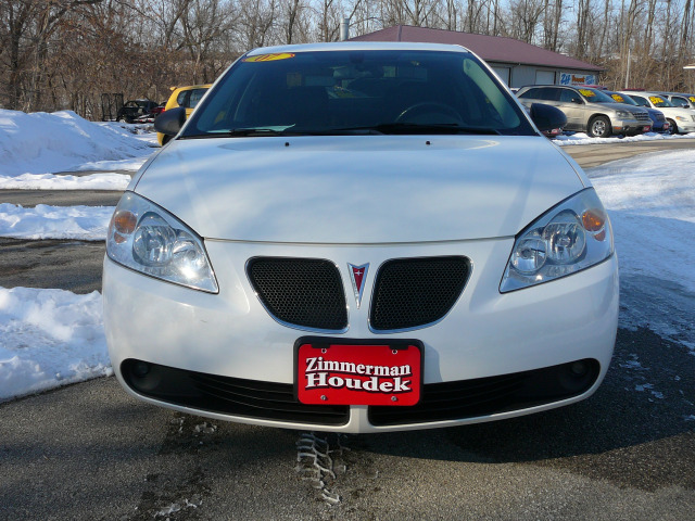 2007 Pontiac G6 XUV SLE 4WD