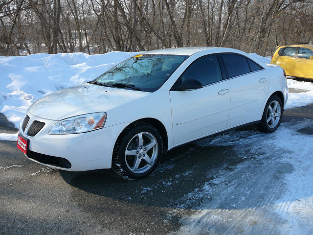 2007 Pontiac G6 XUV SLE 4WD