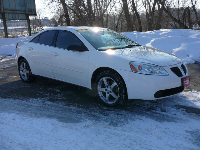 2007 Pontiac G6 XUV SLE 4WD