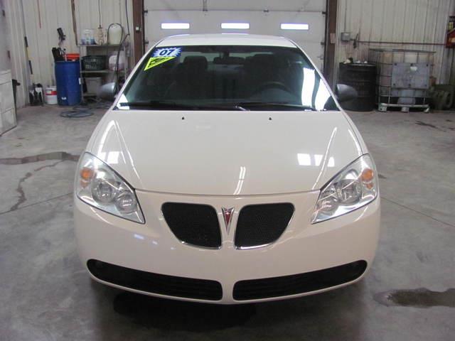 2007 Pontiac G6 Sport -5 Speed-stick-4x4