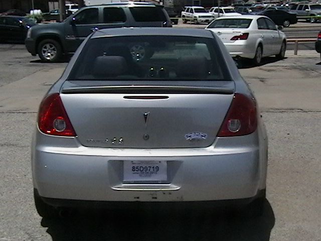 2007 Pontiac G6 XUV SLE 4WD
