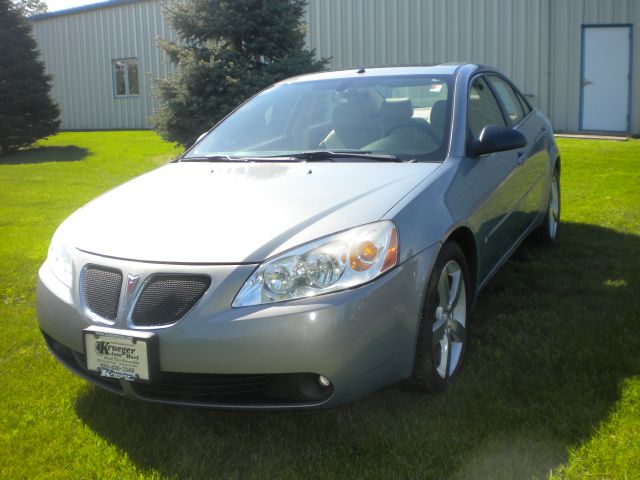 2007 Pontiac G6 4dr Quad Cab WB 4WD SLT