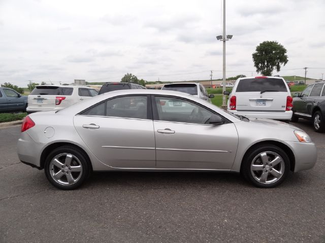 2007 Pontiac G6 XUV SLE 4WD