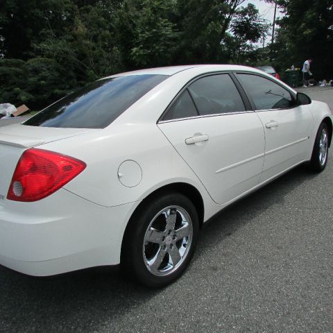 2007 Pontiac G6 XUV SLE 4WD