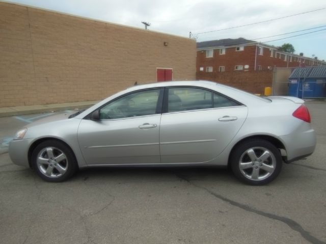 2007 Pontiac G6 XUV SLE 4WD