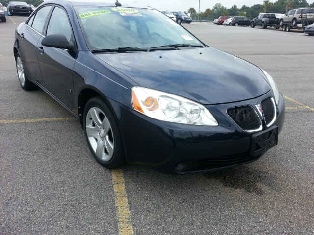 2008 Pontiac G6 4WD Supercrew Styleside 5-1/2 Ft Box XLT