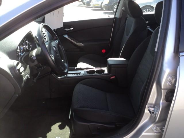 2008 Pontiac G6 4WD Supercrew Styleside 5-1/2 Ft Box XLT