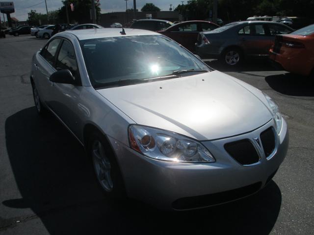 2009 Pontiac G6 Extenede CAB 4X4