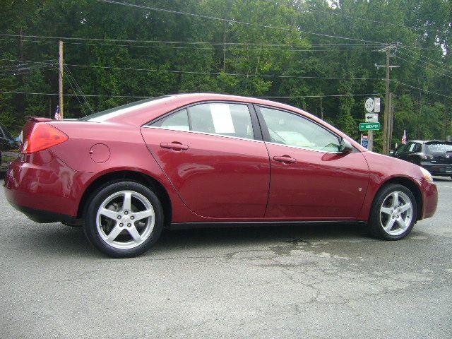 2009 Pontiac G6 XUV SLE 4WD