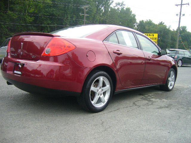 2009 Pontiac G6 XUV SLE 4WD