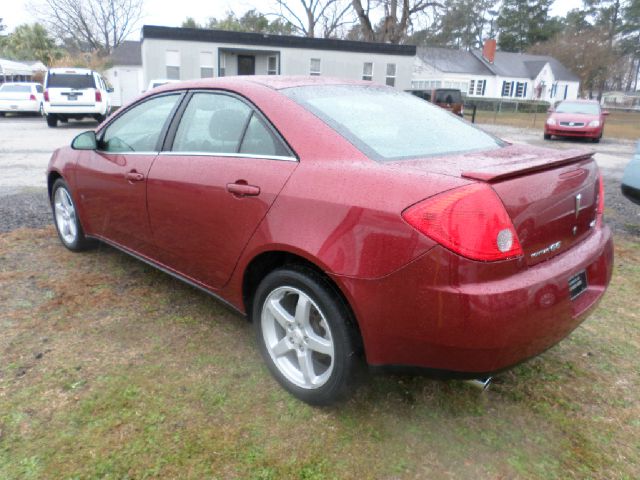2009 Pontiac G6 XUV SLE 4WD