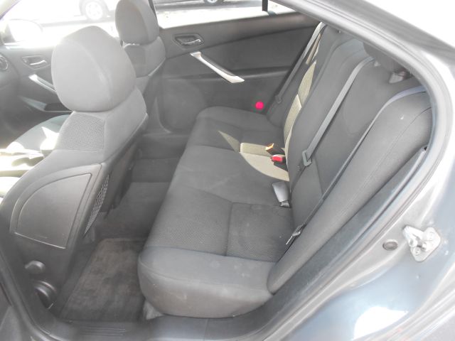 2009 Pontiac G6 XUV SLE 4WD