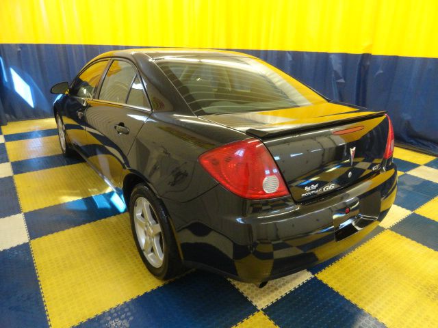 2009 Pontiac G6 XUV SLE 4WD