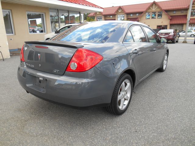 2009 Pontiac G6 XUV SLE 4WD