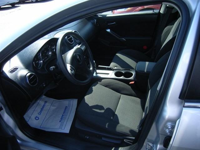 2010 Pontiac G6 Base