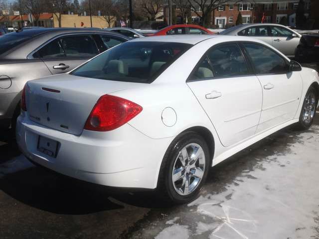 2010 Pontiac G6 Base