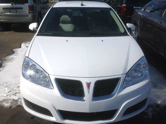 2010 Pontiac G6 Base