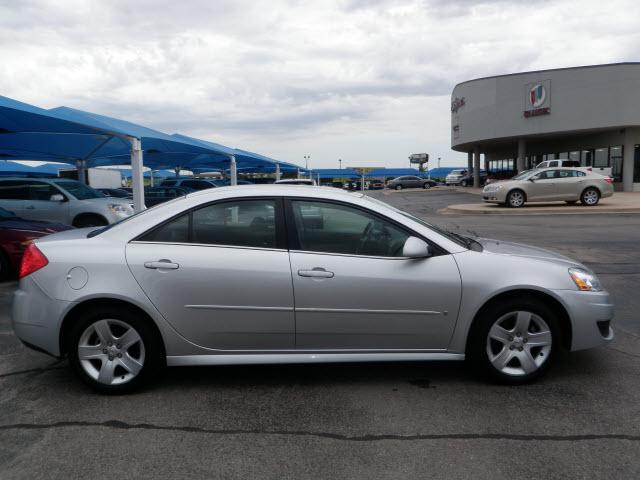 2010 Pontiac G6 Unknown
