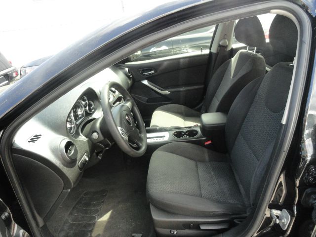 2010 Pontiac G6 Base