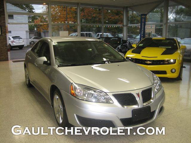2010 Pontiac G6 Base