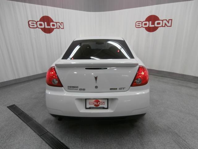 2010 Pontiac G6 Base