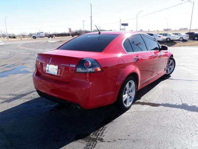 2009 Pontiac G8 Unknown