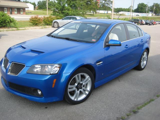 2009 Pontiac G8 Unknown