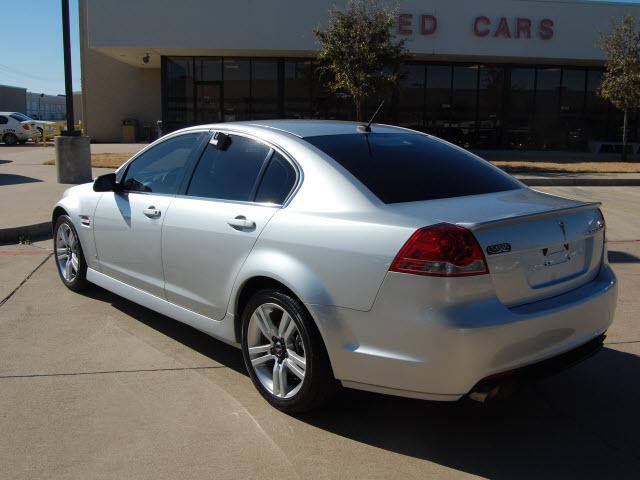 2009 Pontiac G8 Unknown