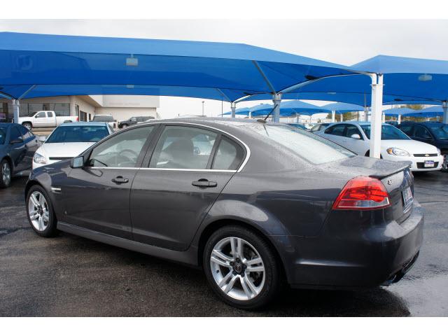 2009 Pontiac G8 5dr Sdn LT