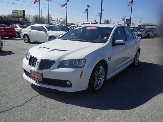 2009 Pontiac G8 SE Sedan
