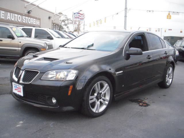 2009 Pontiac G8 5dr Sdn LT