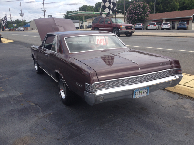 1965 Pontiac GTO 5.6L Automatic SE
