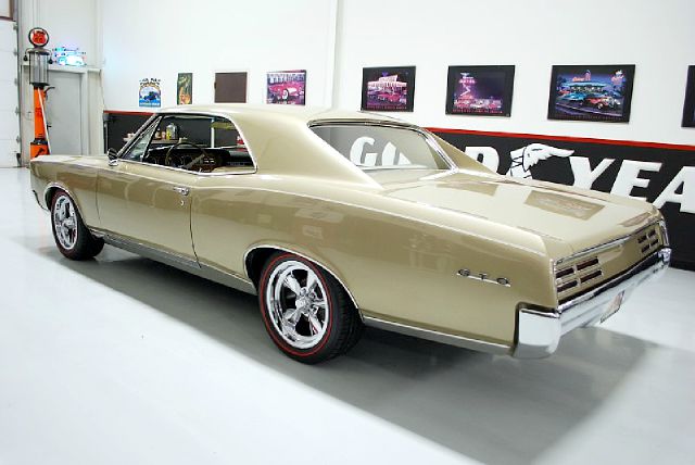 1967 Pontiac GTO 2WD Premium Special Edition