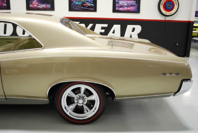 1967 Pontiac GTO 2WD Premium Special Edition