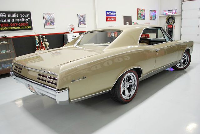 1967 Pontiac GTO 2WD Premium Special Edition