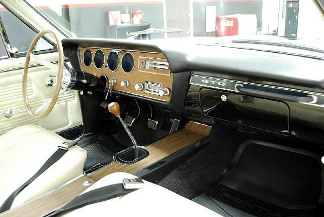 1967 Pontiac GTO 2WD Premium Special Edition