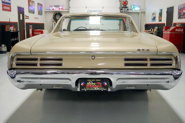 1967 Pontiac GTO 2WD Premium Special Edition