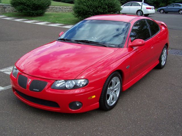 2004 Pontiac GTO GT Premium