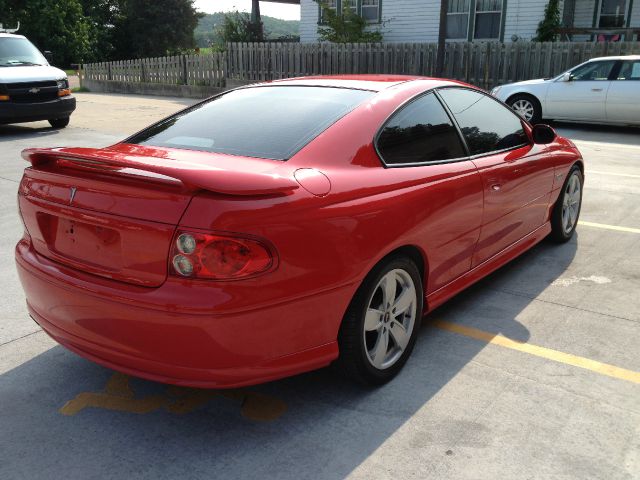 2004 Pontiac GTO GT Premium