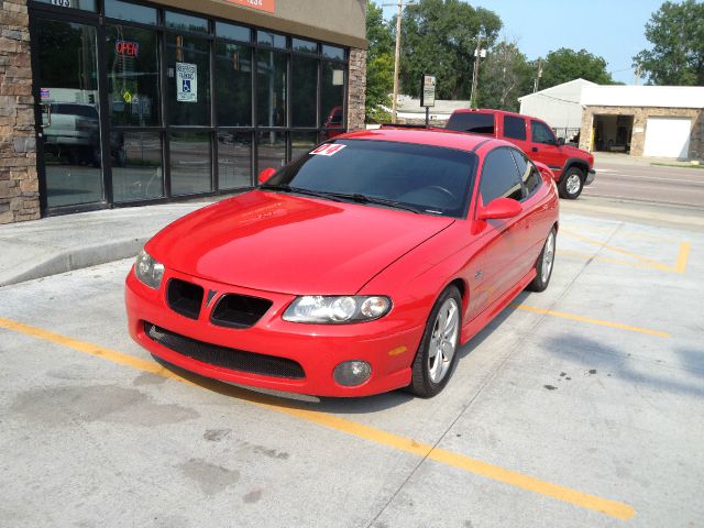 2004 Pontiac GTO GT Premium
