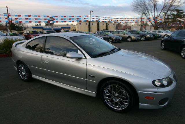 2004 Pontiac GTO GT Premium
