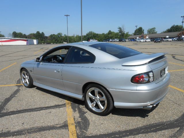 2004 Pontiac GTO GT Premium