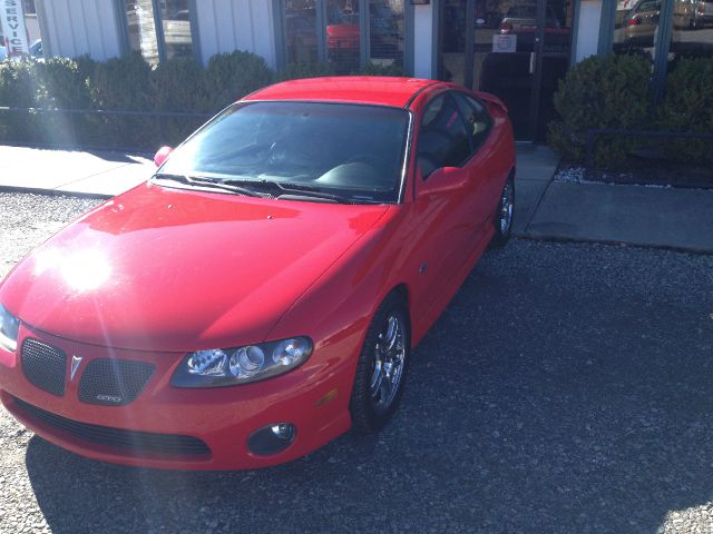 2004 Pontiac GTO GT Premium