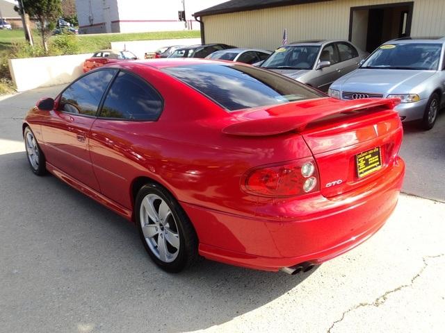 2004 Pontiac GTO Unknown