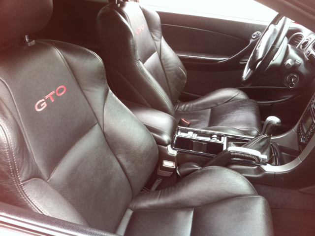 2004 Pontiac GTO GT Premium