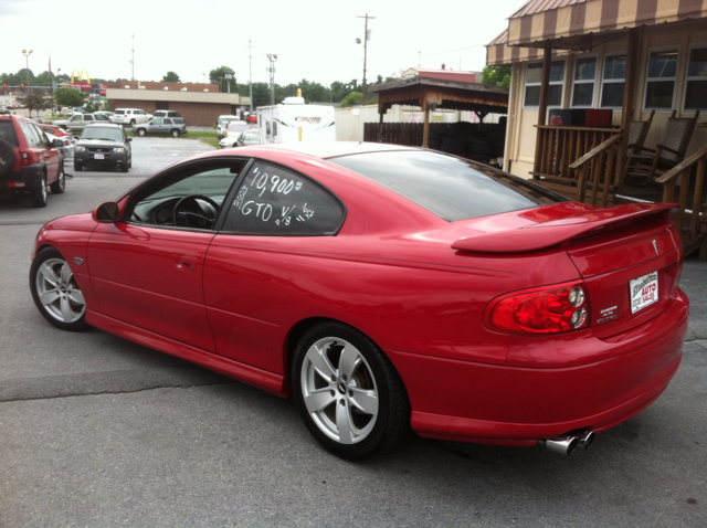 2004 Pontiac GTO GT Premium