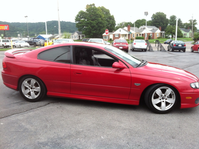 2004 Pontiac GTO GT Premium