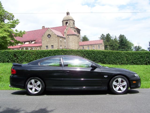 2005 Pontiac GTO GT Premium