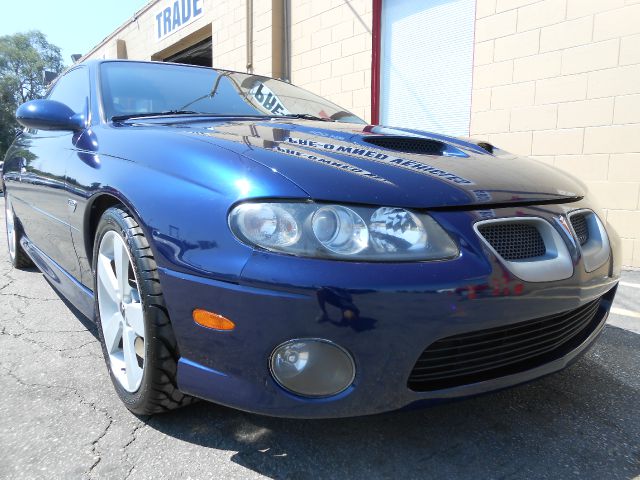 2005 Pontiac GTO GT Premium